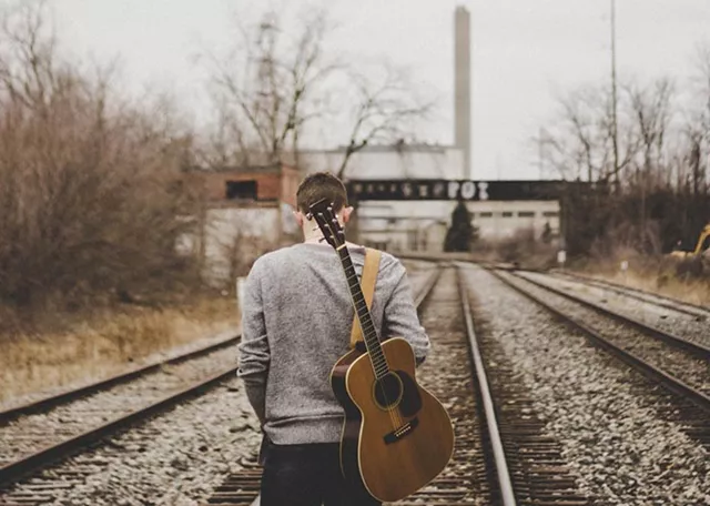 紫微斗数看你为何会单身及催旺桃花的方法