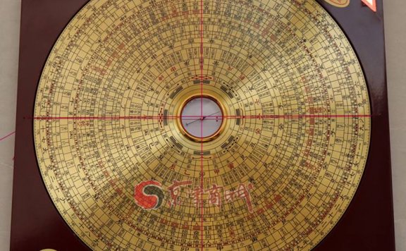 罗盘的作用:风水罗盘的使用方法图解