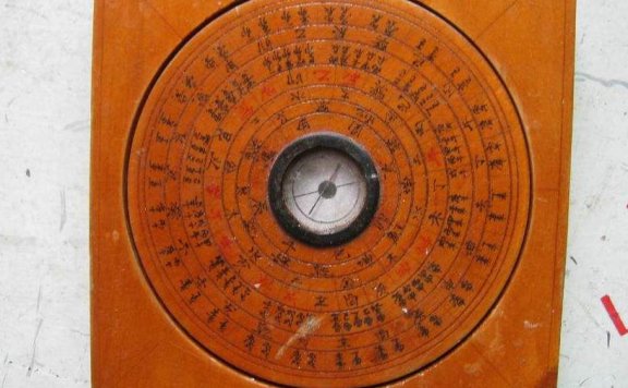 罗盘为什么不能放卧室