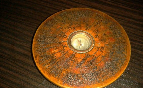 罗盘24山珠宝火坑（罗盘上的火坑线和空亡线）