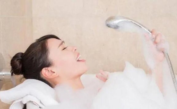 你应该多久洗一次澡?