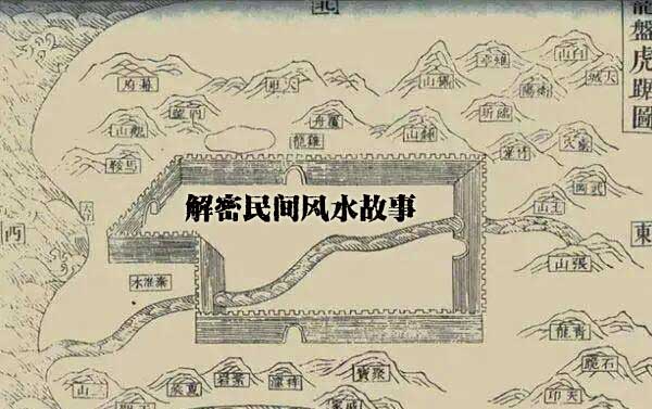 韩信生葬母亲的故事