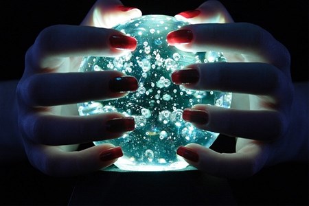 为何为人占卜要收费？