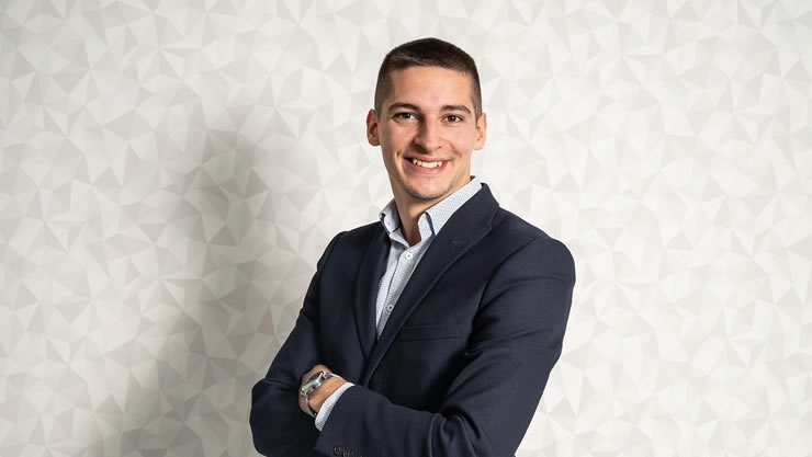 运好能力强 事业做很大的男人面相