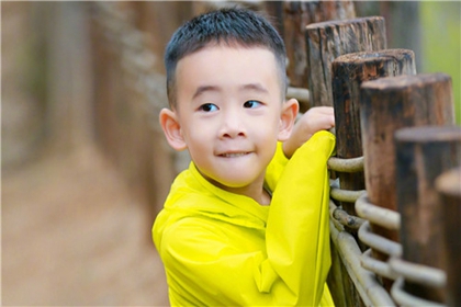 关于国庆的名字男孩 国庆出生的男孩子取名