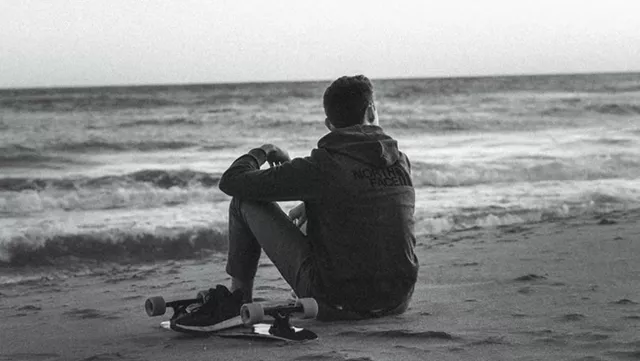 紫微命盘解析——天梁于巳亥宫守命