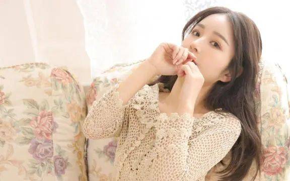 塔罗占卜：你们还能在一起吗？会不会和好如初？