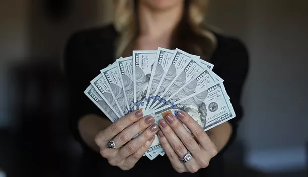 这些紫微命格的人理财能力强,最擅长钱滚钱!