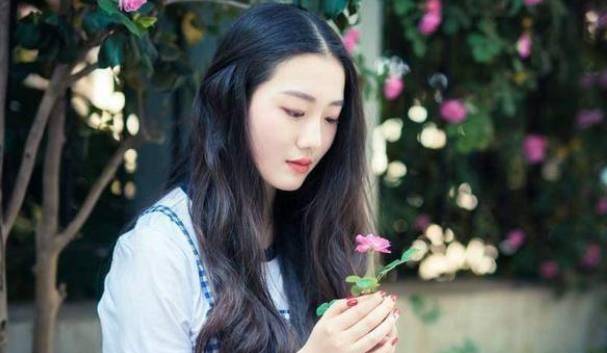 塔罗测你们的爱情结局 塔罗测试 他动心了吗