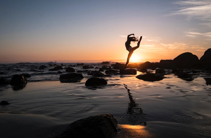 能控制早晨的人,方可控制人生